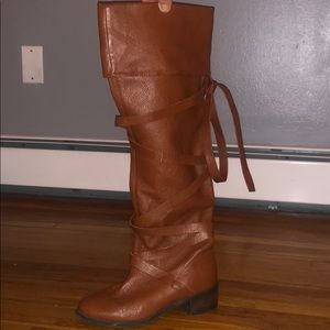 Colin Stuart Tan Lace Up Boots